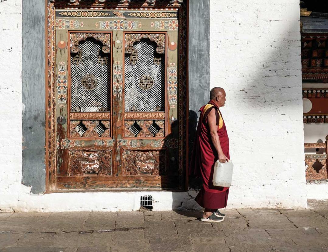 AVC Bhutan Bild Mönch AVC Bhutan Bild Mönch